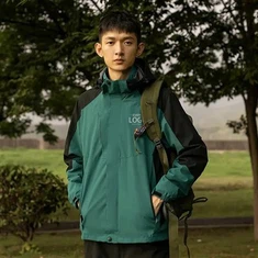 מעיל הליכה מבודד